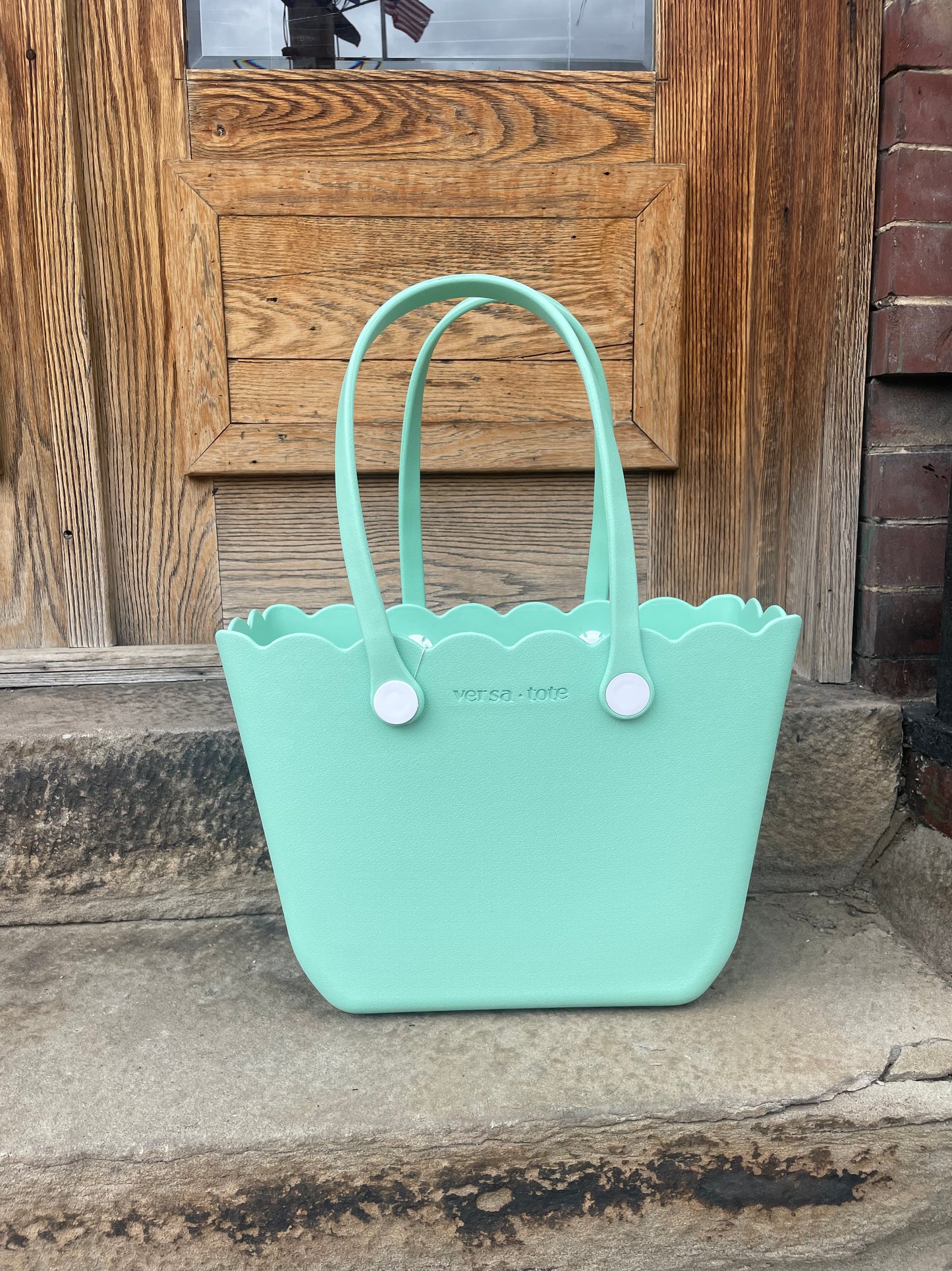 Scallop Beach Versa Tote